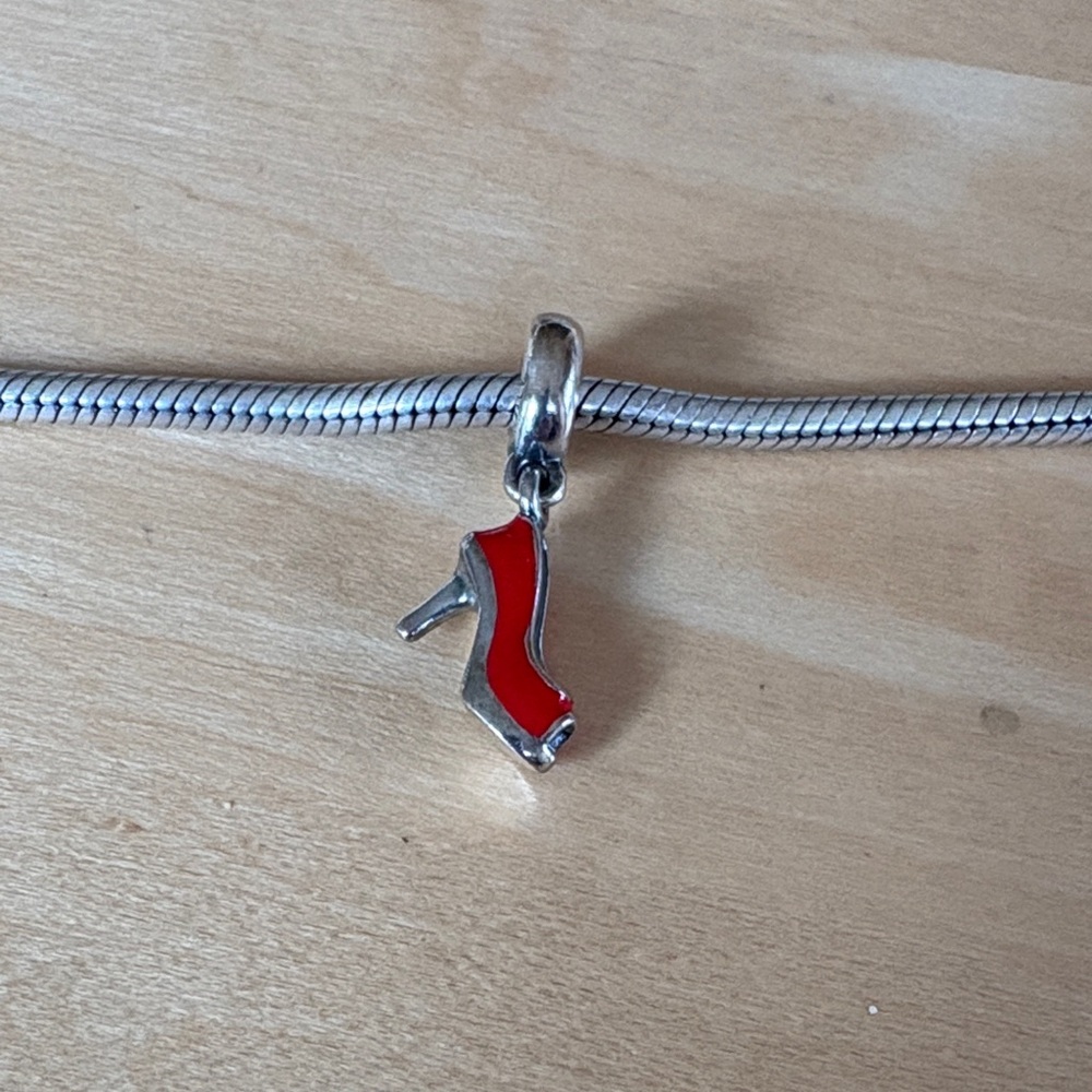 Pandora Red Stiletto charm